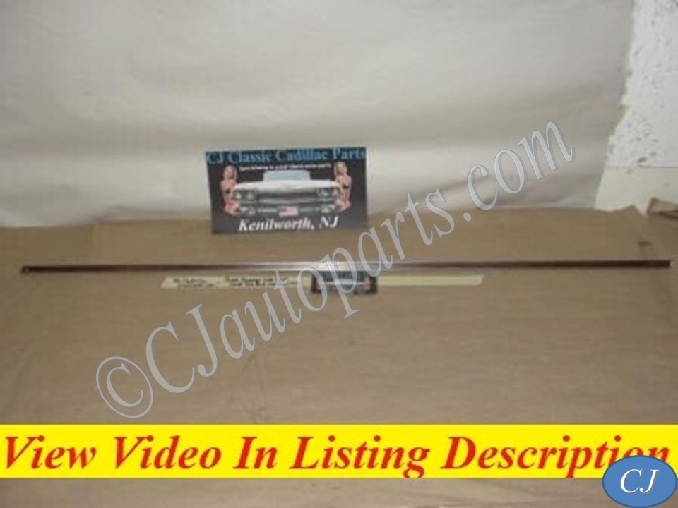 OEM 1972 1973 1974 1975 1976 Cadillac Eldorado 2DR RIGHT PASS SIDE FRONT DOOR PANEL CENTER MOLDING TRIM