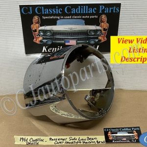 OEM 1961 Cadillac Deville Eldorado Fleetwood RIGHT PASSENGER SIDE OUTER LOW BEAM HEADLIGHT HOUSING BEZEL #5952452