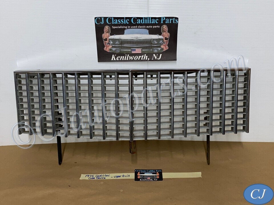 OEM 1975 1976 Cadillac Deville Calais Fleetwood FRONT UPPER GRILL WITH SUPPORT MOUNTING BRACKETS #1605173