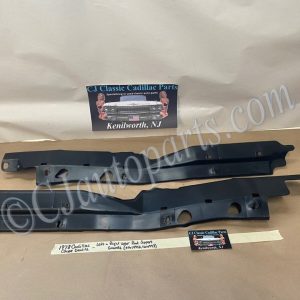 OEM 1977 1978 1979 Cadillac Deville LEFT & RIGHT UPPER RAD SUPPORT SPLASH GUARDS FILLERS PANELS #1614992/#1614993
