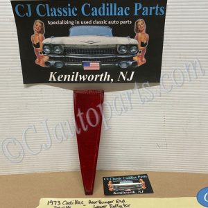 OEM 1973 Cadillac Deville Fleetwood Calais LOWER REAR BUMPER END RED REFLEX REFLECTOR LENS #911944/#5965603