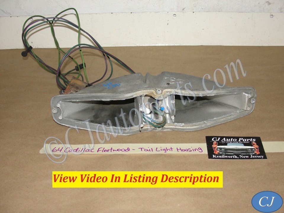 OEM 1964 Cadillac Fleetwood Deville Eldorado TAIL LIGHT BULB HOUSING ~ **TESTED** #5954877/#5954854/#5954885