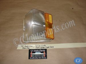 OEM 1974 Cadillac Deville Fleetwood Calais Commercial Chassis LEFT DRIVER SIDE FRONT PARK CORNER LIGHT LENS #912145