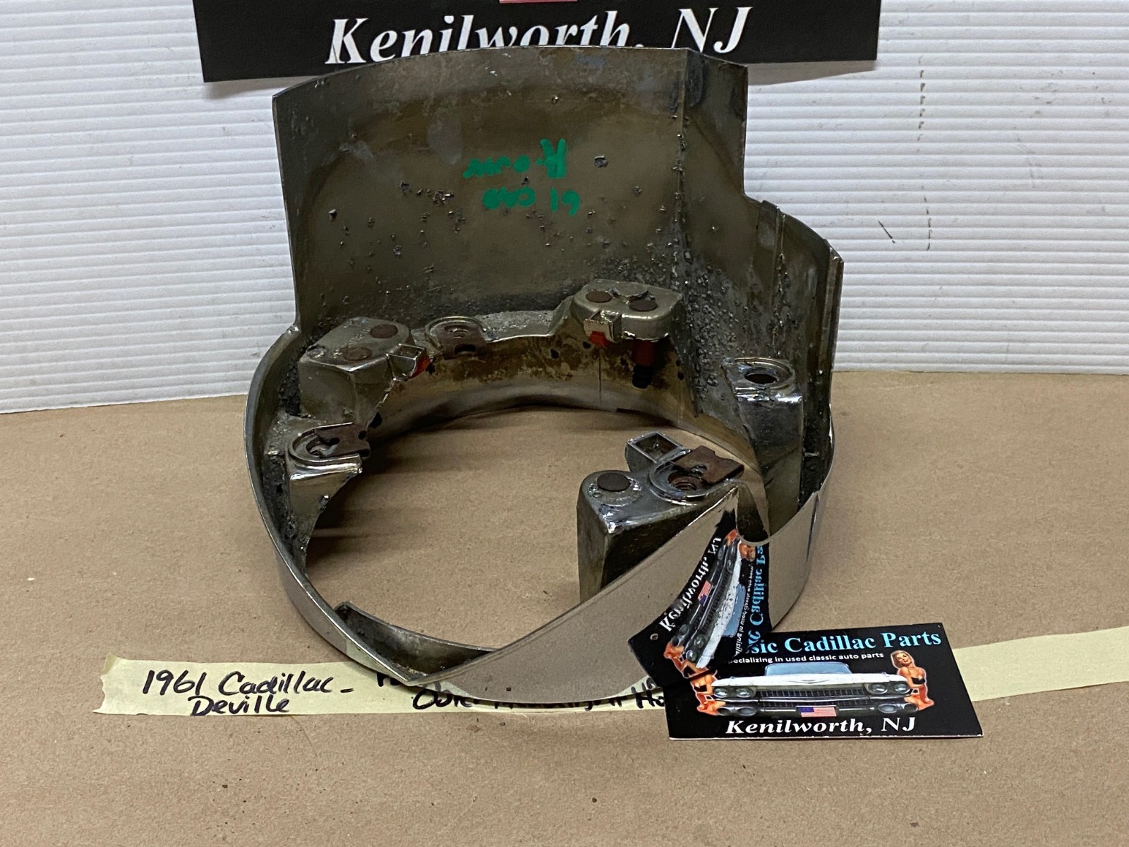 OEM 1961 Cadillac Deville Eldorado Fleetwood RIGHT PASSENGER SIDE OUTER LOW BEAM HEADLIGHT HOUSING BEZEL #5952452 - Image 20