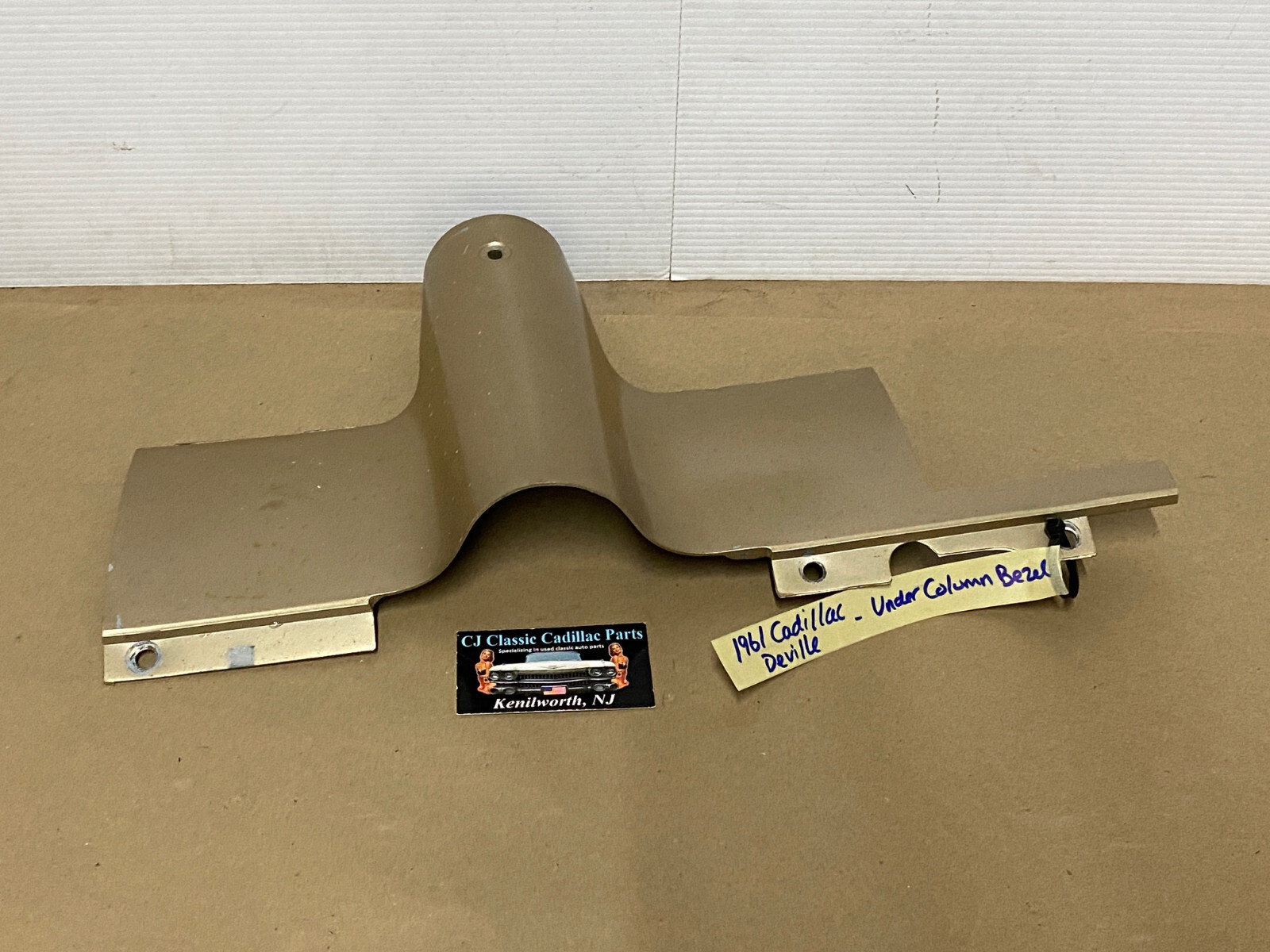 OEM 1961 Cadillac Deville Eldorado Fleetwood LOWER DASH UNDER COLUMN BEZEL TRIM * TAN/LIGHT BROWN * #1475194 - Image 21