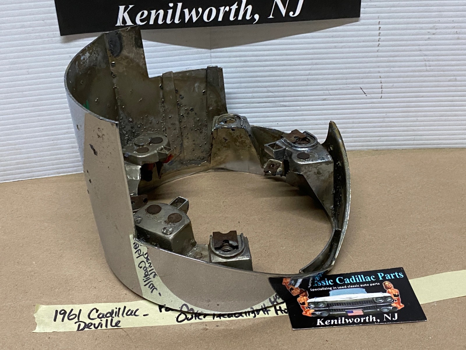 OEM 1961 Cadillac Deville Eldorado Fleetwood RIGHT PASSENGER SIDE OUTER LOW BEAM HEADLIGHT HOUSING BEZEL #5952452 - Image 21