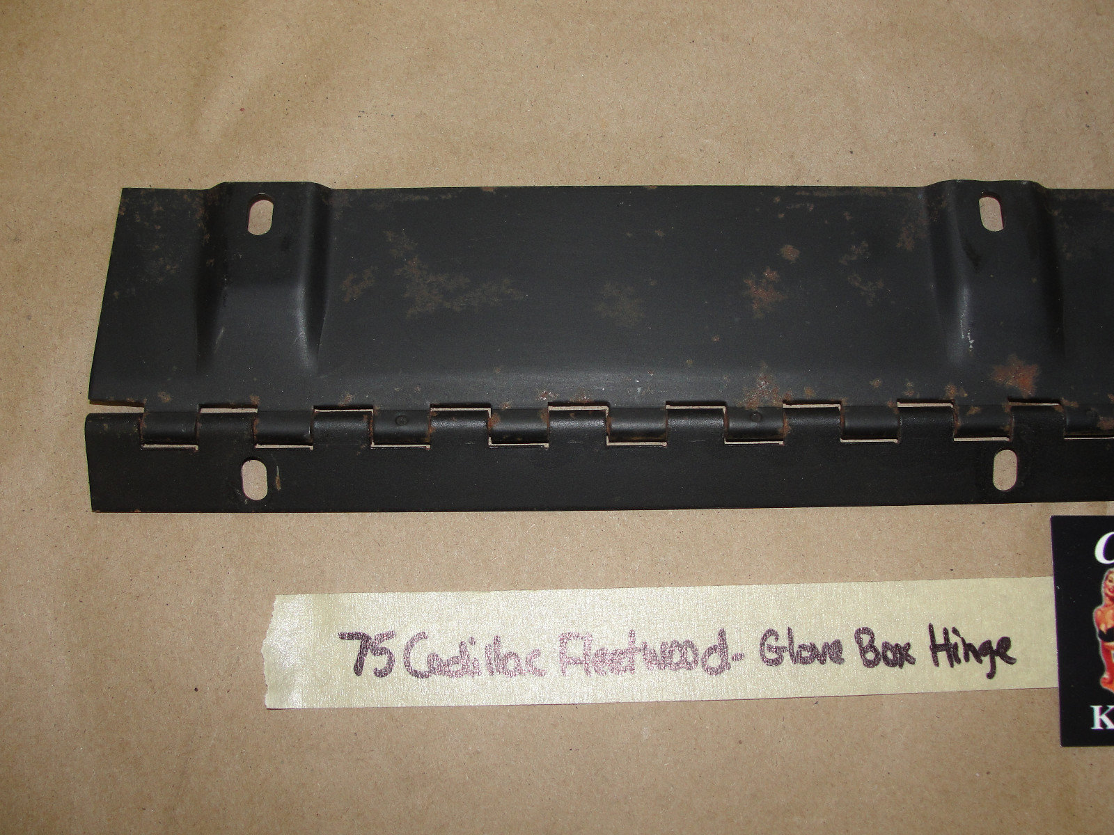 OEM 1974 1975 1976 Cadillac Fleetwood Deville Calais 1974 1975 1976 1977 1978 Eldorado DASH GLOVE BOX GLOVEBOX HINGE #1602776 - Image 2