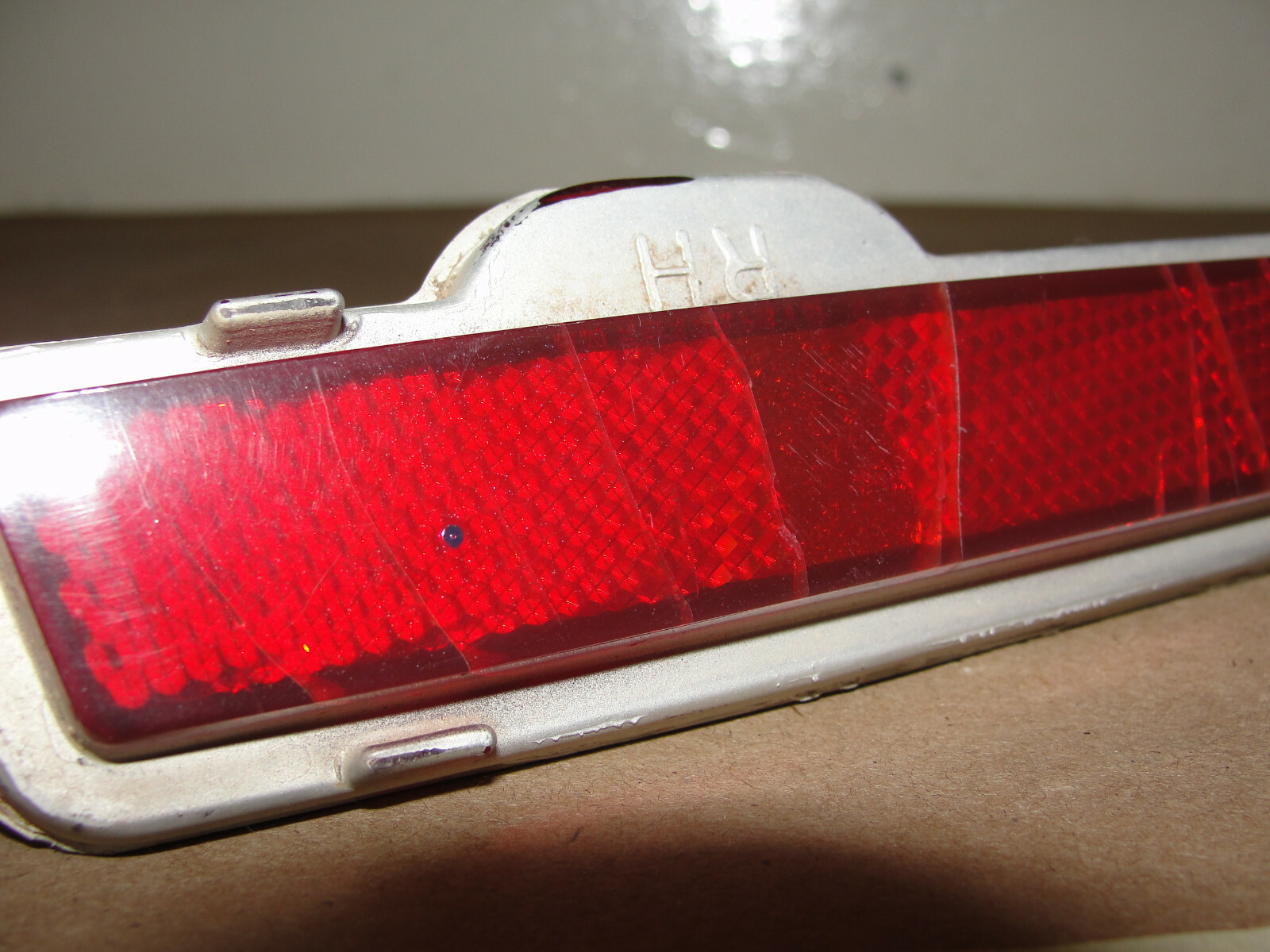 OEM 1980 1981 1982 1983 1984 1985 1986 1987 1988 1989 Cadillac Fleetwood Deville 1987 1988 1989 Brougham RWD RIGHT PASS SIDE REAR BACK BUMPER END MARKER PARK LIGHT #5973560 - Image 2