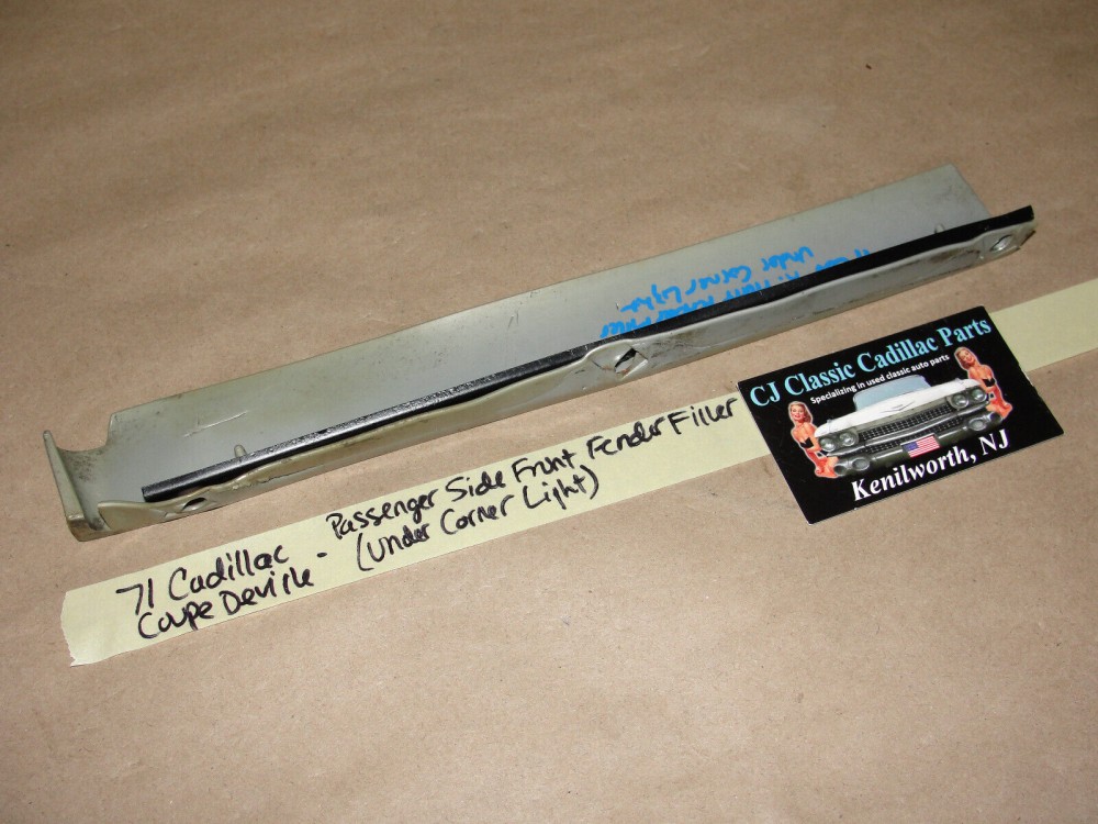 OEM 1971 Cadillac Deville Fleetwood Calais RIGHT PASSENGER SIDE FRONT FENDER FILLERS PANEL UNDER CORNER LIGHT #1497467 - Image 2