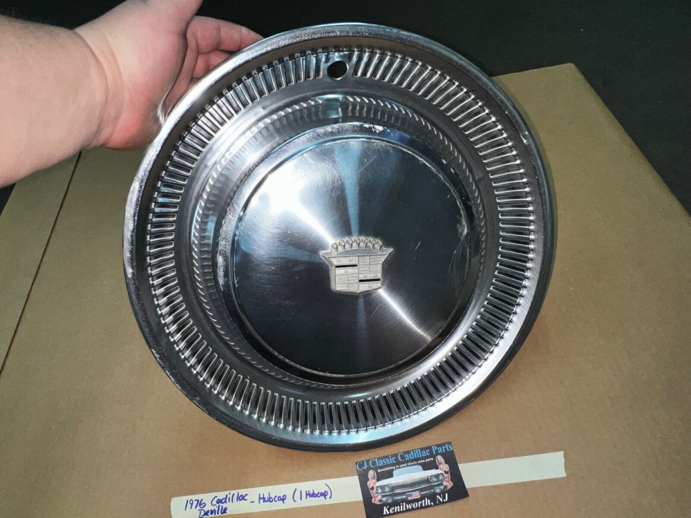 OEM 1974 1975 1976 Cadillac Deville Fleetwood 15" TURBINE HUBCAP WHEEL COVER W/CREST EMBLEM #001 (ONE) - Image 2