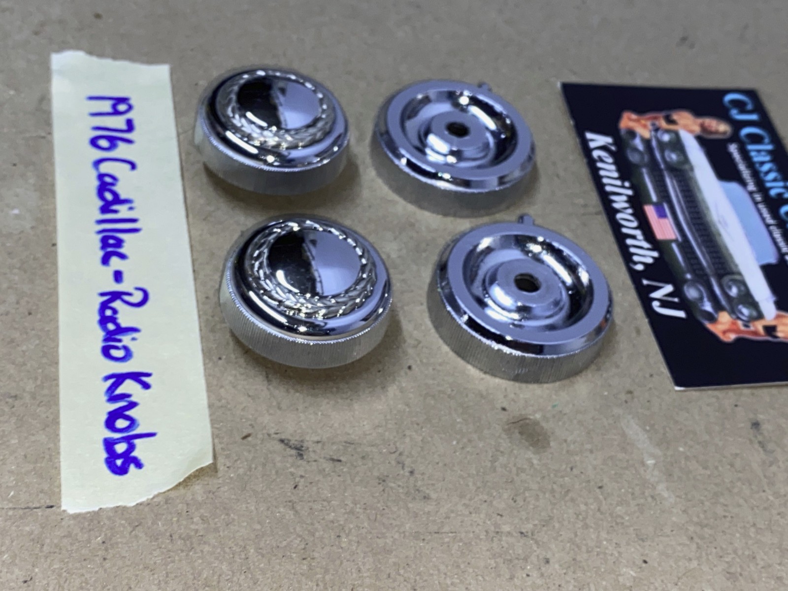 OEM 1974 1975 1976 Cadillac Deville Fleetwood Calais 1974 1975 1976 1977 1978 Eldorado 1976 1977 1978 1979 Seville DASH RADIO KNOBS w/GOLD WREATH BEZELS ESCUTCHEONS #1602756/#1497099 - Image 4