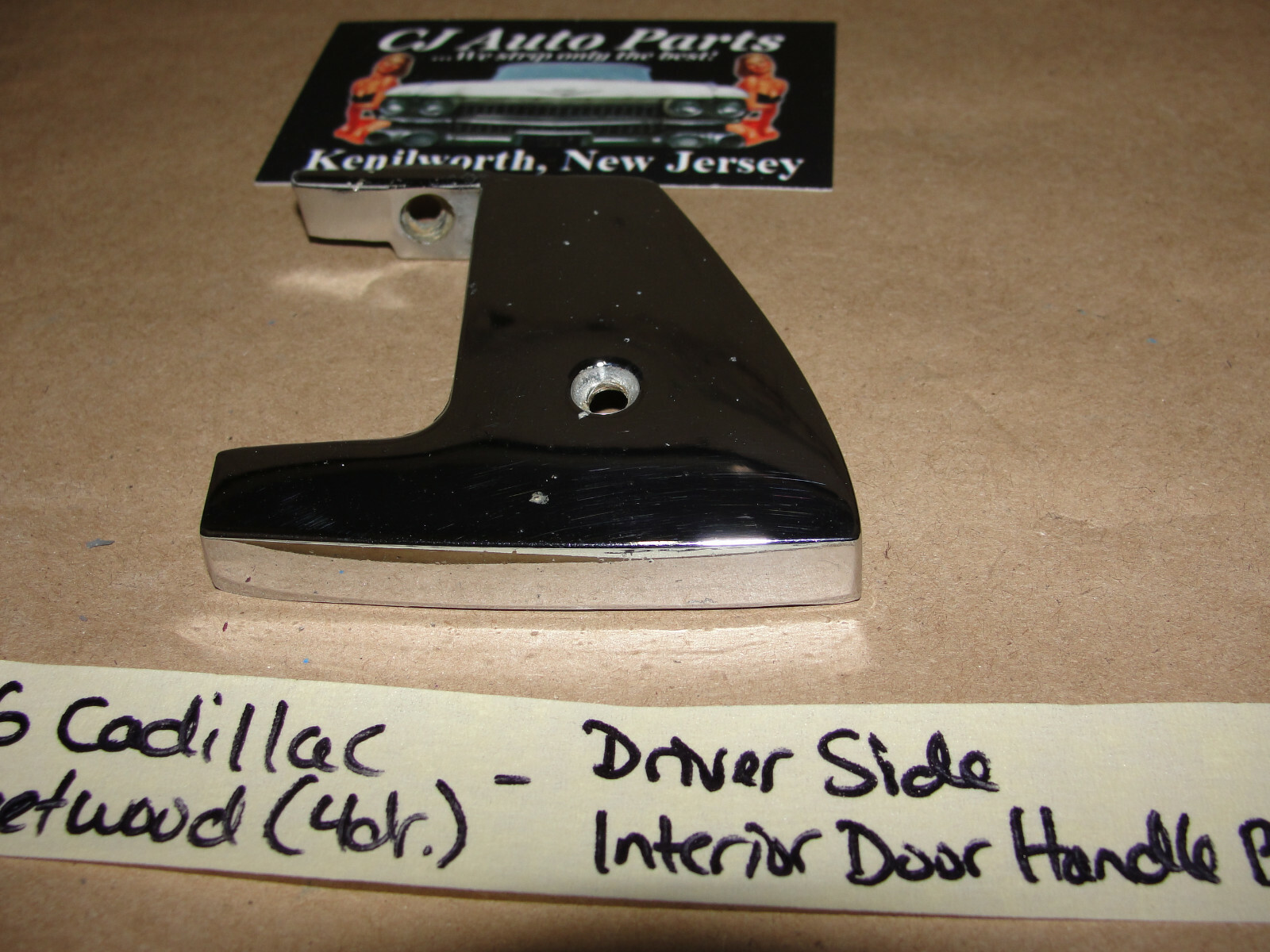 OEM 1965 1966 Cadillac Fleetwood Deville LEFT DRIVER SIDE FRONT INTERIOR DOOR HANDLE BEZEL TRIM #4489745 - Image 3