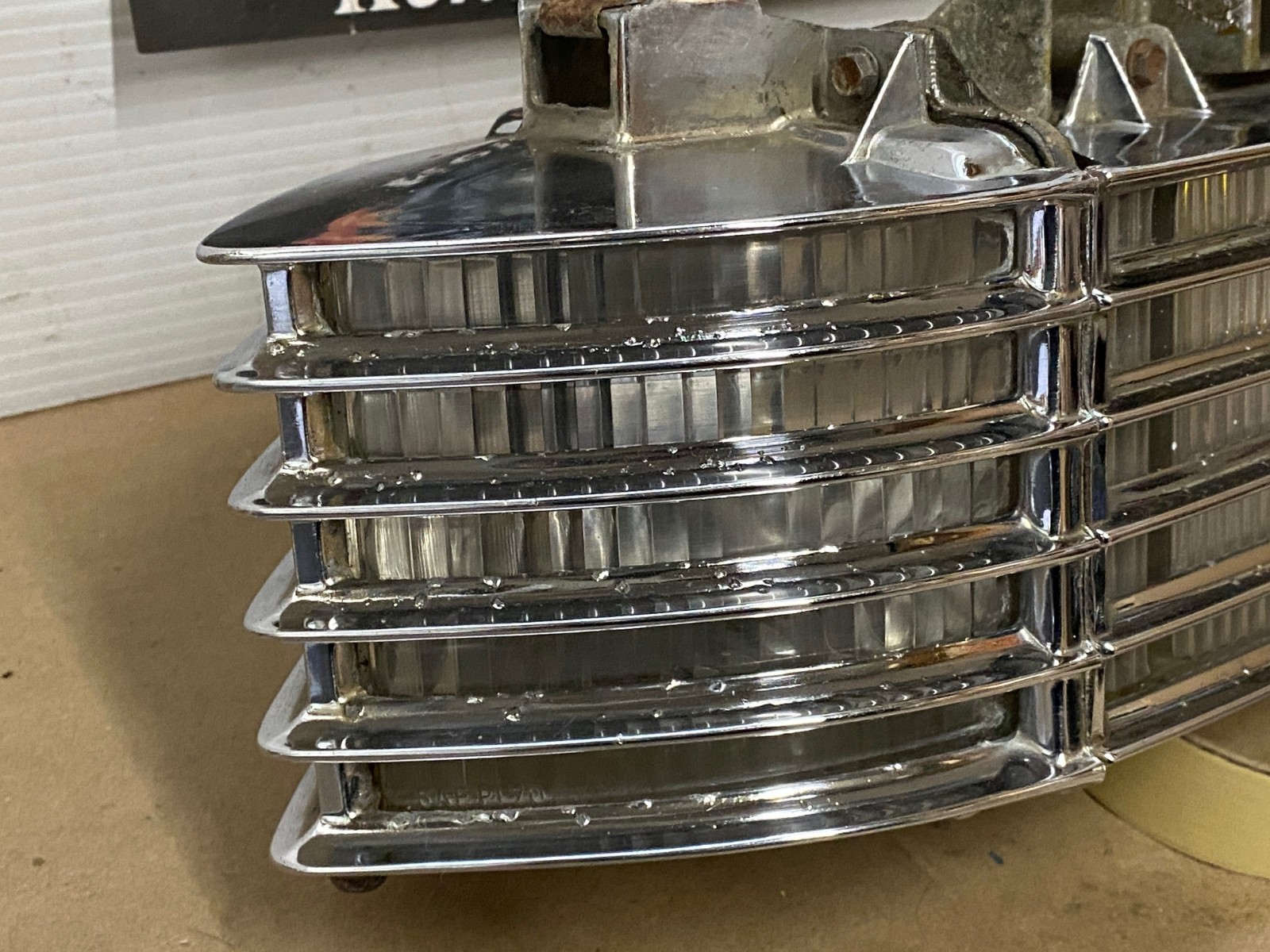 1970 Cadillac Deville Calais Fleetwood LEFT SIDE FRONT CORNER TURN SIGNAL PARK MARKER LIGHT LENS #5962297/#5962299/#5962293 - Image 11
