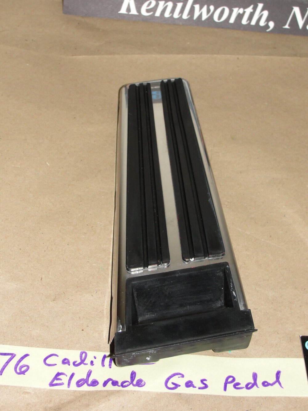 OEM 1971 1972 1973 1974 1975 1976 Cadillac Eldorado ACCELERATOR GAS PEDAL PAD WITH CHROME TRIM #412763 - Image 2
