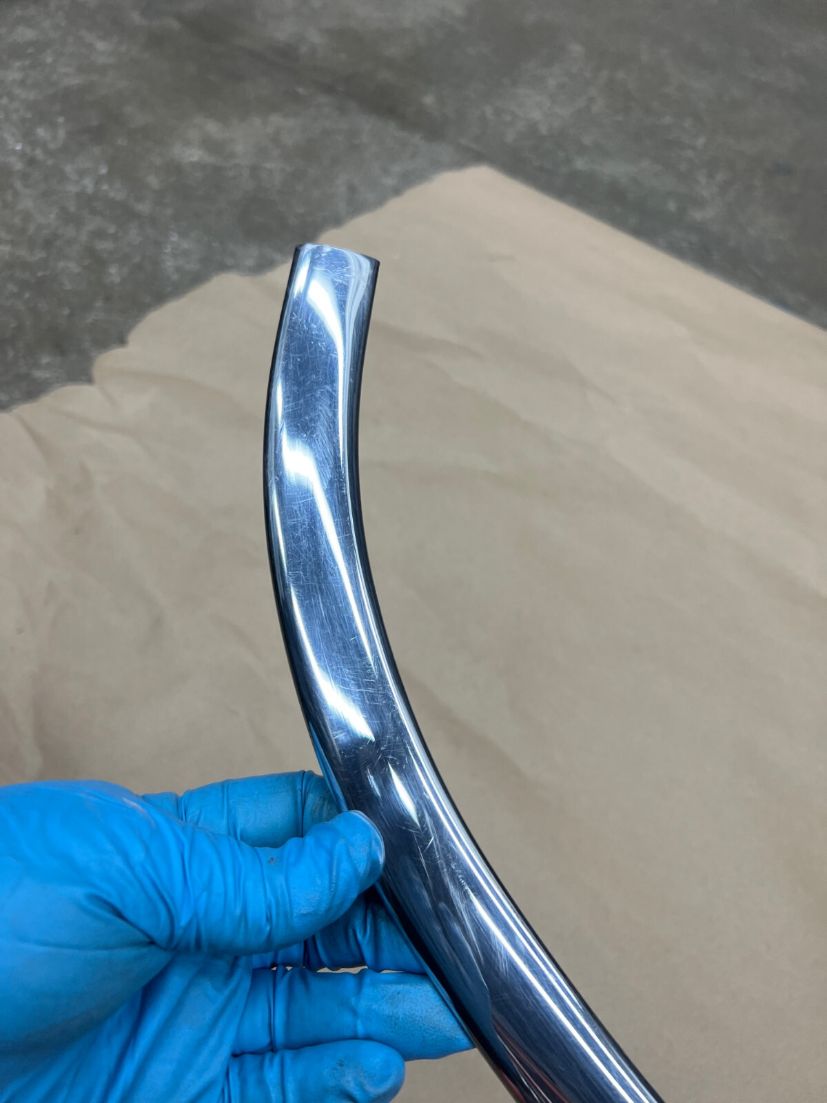 OEM 1959 1960 Cadillac Deville 4 Door 4 Window FLAT TOP EXTERIOR REAR WINDSHIELD LOWER CENTER MOLDING TRIM #3631400 - Image 3