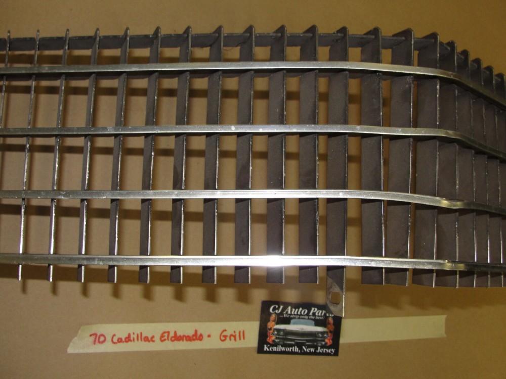 OEM 1970 Cadillac Eldorado FRONT UPPER CHROME GRILL GRILLE & EMBLEM 8.2 LITRE #3514942 - Image 3