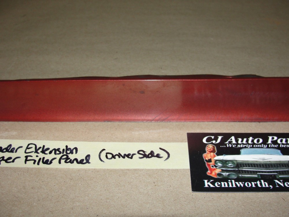OEM 1974 Cadillac Deville Fleetwood Calais LEFT FRONT FENDER CORNER LIGHT EXTENSION BUMPER FILLERS PANEL #1603201 - Image 3