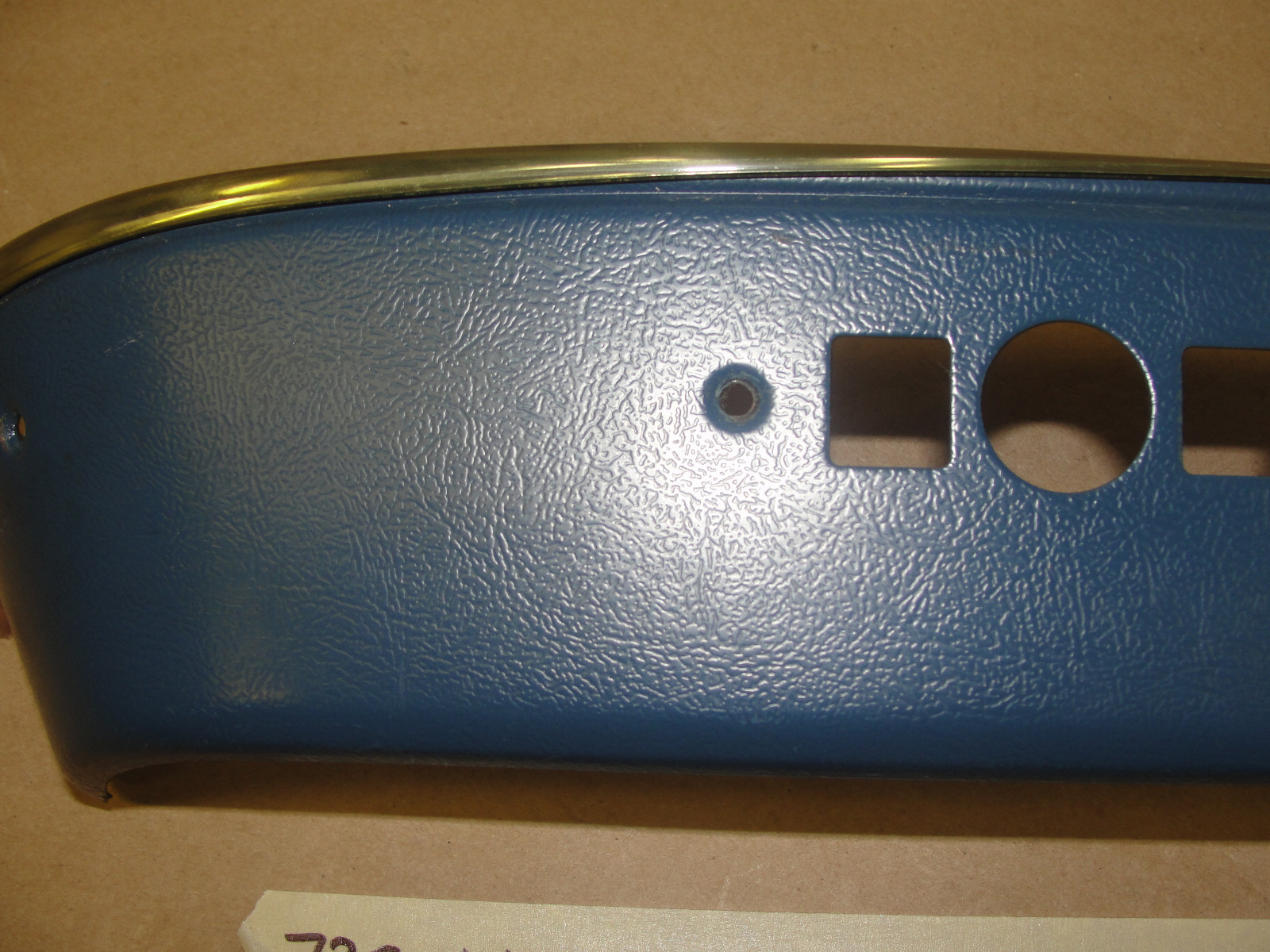 OEM 1971 1972 1973 1974 1975 1976 Cadillac Deville Eldorado Fleetwood Calais LEFT SIDE FRONT POWER BENCH SEAT SWITCH LOWER TRIM - Image 3