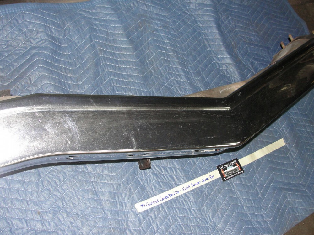 OEM 1977 1978 1979 Cadillac Deville Fleetwood FRONT BUMPER UPPER LOWER CENTER BAR #1609466/#1609467 - Image 3