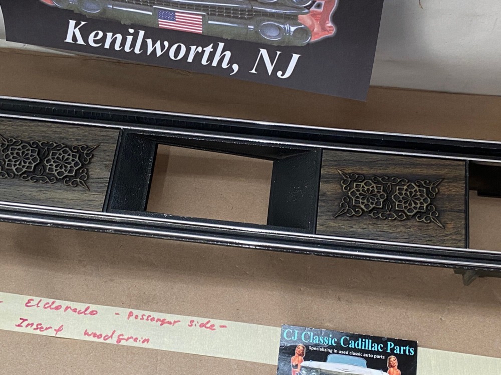 OEM 1971 1972 1973 Cadillac Deville Eldorado Fleetwood Calais RIGHT PASS SIDE DASH VENT INSERT CLOCK TRIM WOODGRAIN #1601585 - Image 16