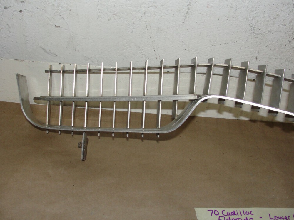 OEM 1970 Cadillac Eldorado FRONT LOWER GRILL #3514943 - Image 3