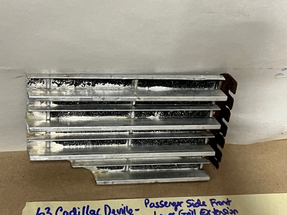 OEM 1963 Cadillac Deville Eldorado Fleetwood RIGHT PASSENGER SIDE FRONT BUMPER LOWER OUTER GRILL EXTENSION #1479735 - Image 8