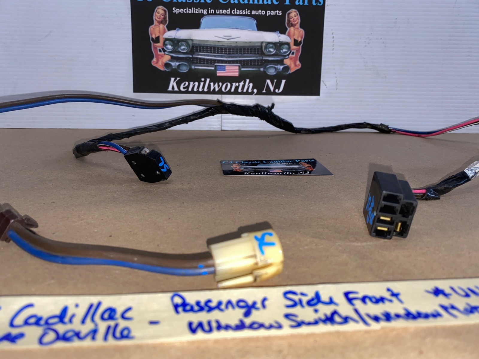 OEM 1974 1975 Cadillac Deville Eldorado Calais 2 Door RIGHT PASSENGER SIDE FRONT DOOR WINDOW SWITCH WINDOW MOTOR WIRE HARNESS CONNECTOR #9821270 - Image 19