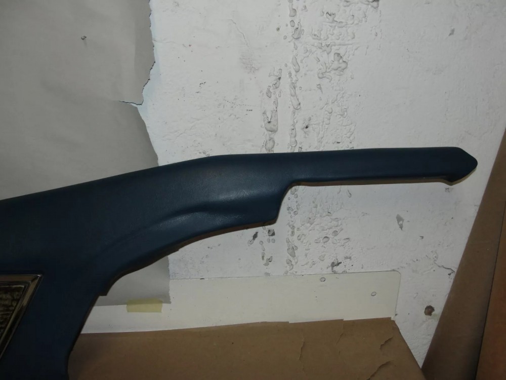 OEM 1971 1972 Cadillac Coupe Deville Calais Coupe RIGHT SIDE REAR UPPER QUARTER DOOR PANEL TRIM - Image 4