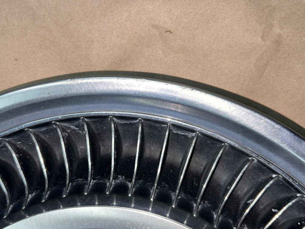 OEM 1974 1975 1976 Cadillac Fleetwood Deville 15" TURBINE HUBCAP WHEEL COVER W/CREST EMBLEM #003 (ONE) - Image 4