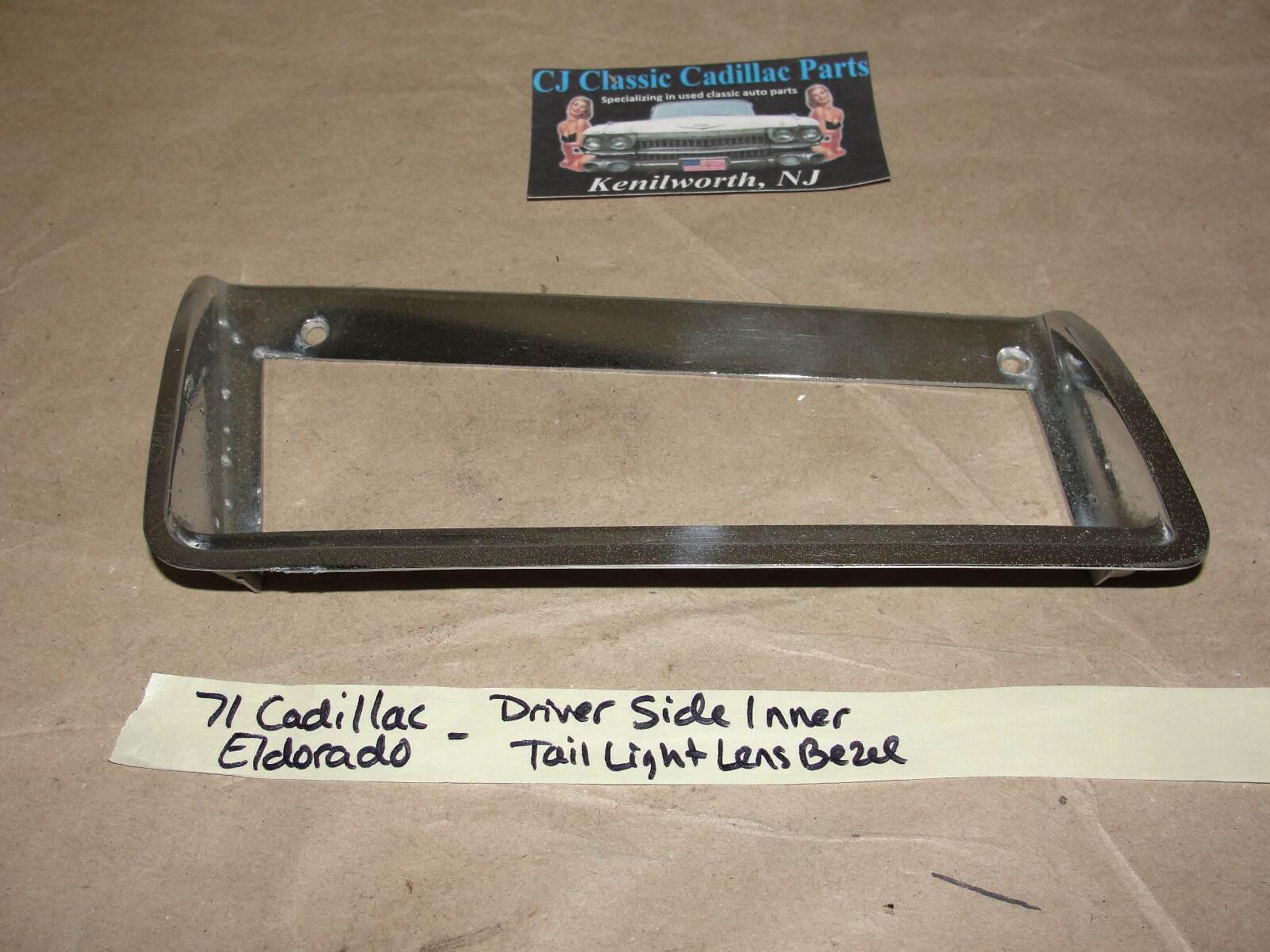 OEM 1971 1972 Cadillac Eldorado REAR LEFT DRIVER SIDE INNER TAIL LIGHT LENS BEZEL TRIM #1600796/#1496938 - Image 4