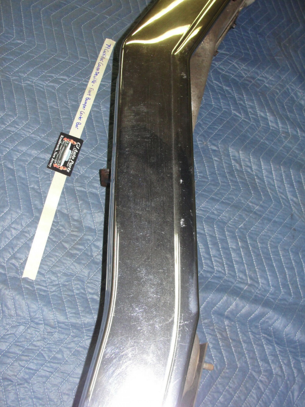 OEM 1977 1978 1979 Cadillac Deville Fleetwood FRONT BUMPER UPPER LOWER CENTER BAR #1609466/#1609467 - Image 4