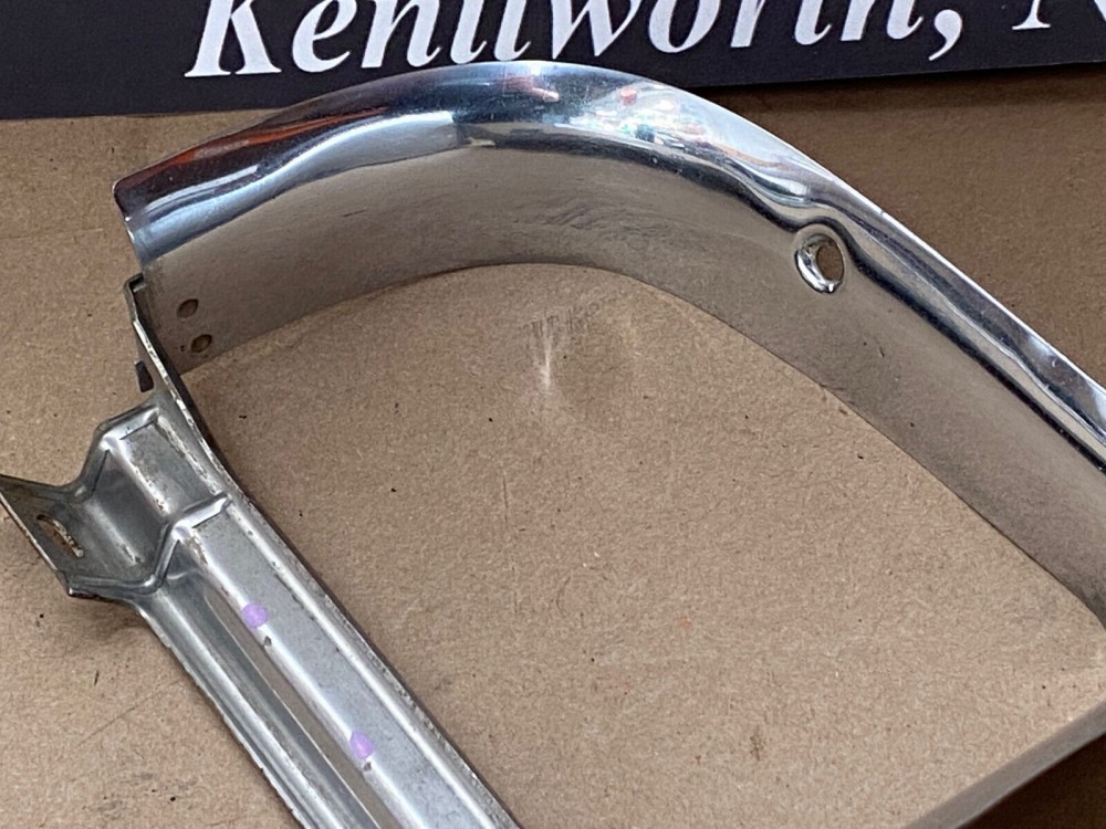 OEM 1960 Cadillac Deville Fleetwood Eldorado LEFT DRIVER SIDE OUTER PARKING LIGHT LAMP BEZEL TRIM - Image 4