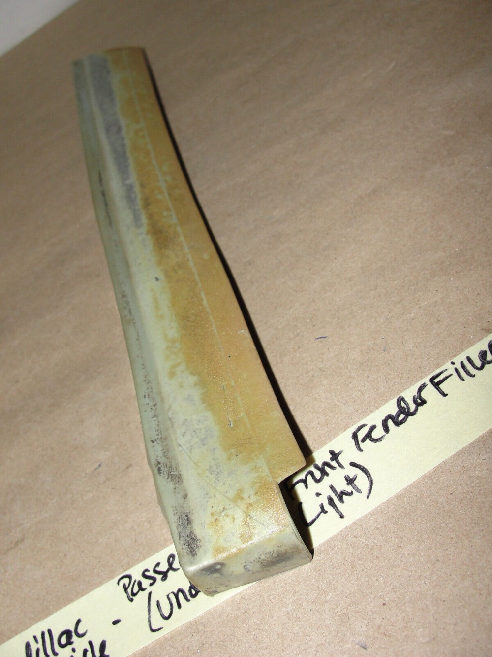 OEM 1971 Cadillac Deville Fleetwood Calais RIGHT PASSENGER SIDE FRONT FENDER FILLERS PANEL UNDER CORNER LIGHT #1497467 - Image 4