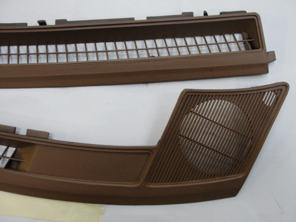 OEM 1974 1975 1976 Cadillac Deville Calais Fleetwood 1974 1975 1976 1977 1978 Eldorado DASH DEFROSTER SPEAKER GRILL VENT TRIM *SADDLE TAN* #1602401/1602402 - Image 4