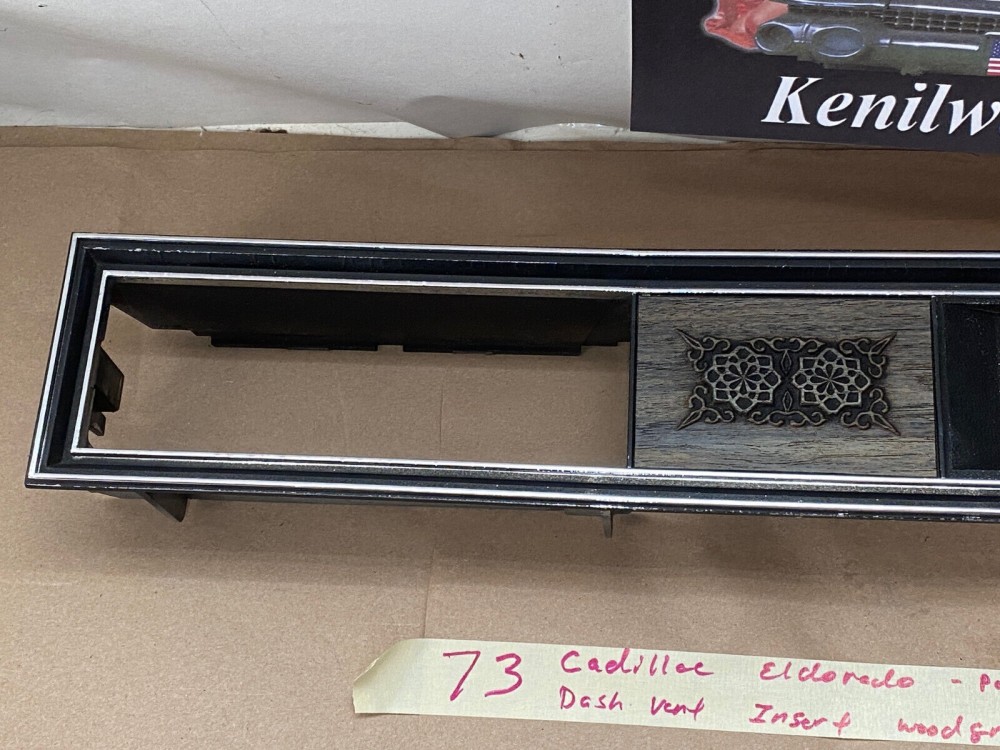 OEM 1971 1972 1973 Cadillac Deville Eldorado Fleetwood Calais RIGHT PASS SIDE DASH VENT INSERT CLOCK TRIM WOODGRAIN #1601585 - Image 15