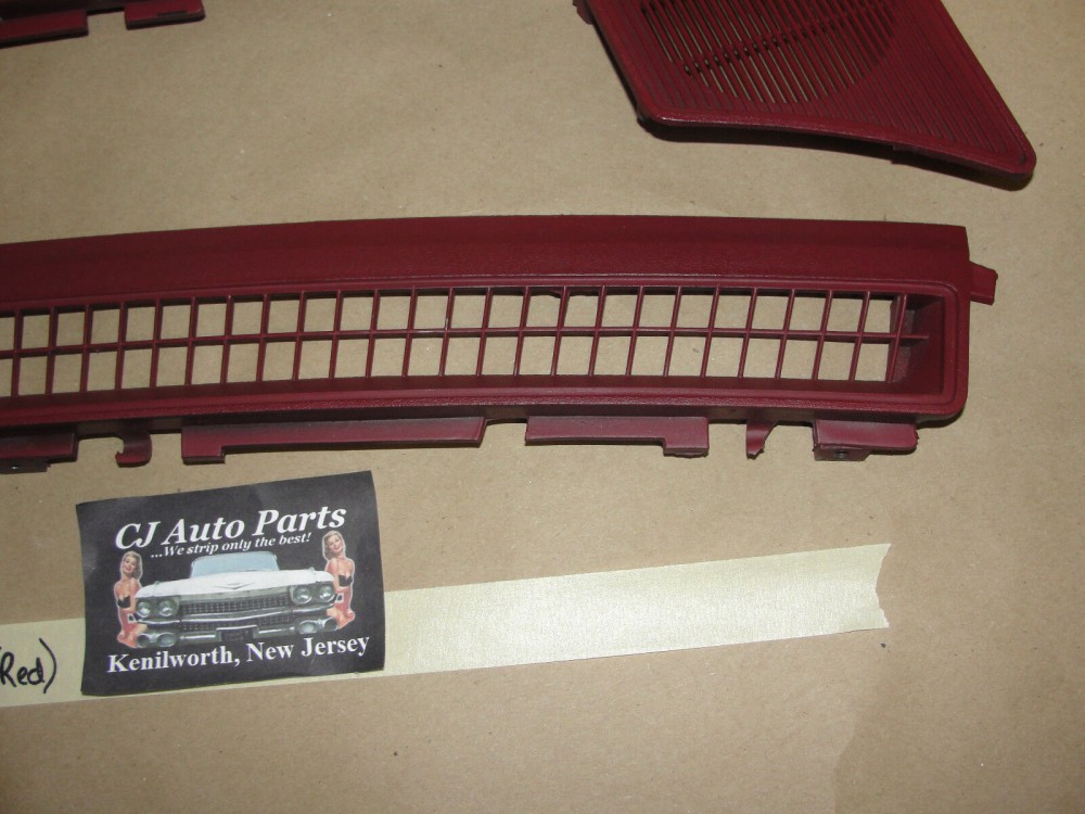 OEM 1974 1975 1976 Cadillac Deville Calais Fleetwood 1974 1975 1976 1977 1978 Eldorado DASH DEFROSTER SPEAKER GRILL VENT TRIM *DARK RED* #1602401/1602402 - Image 4