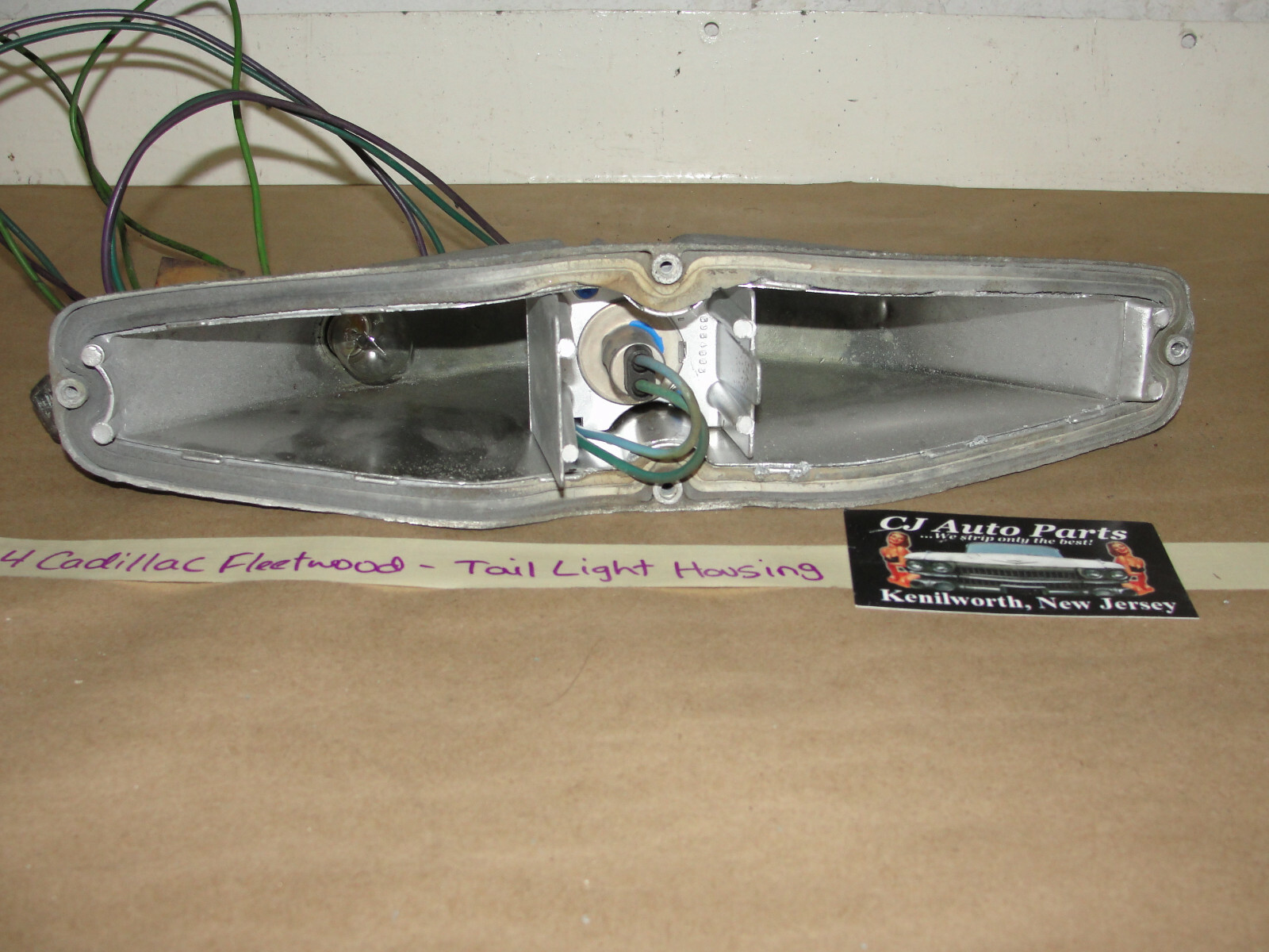 OEM 1964 Cadillac Fleetwood Deville Eldorado TAIL LIGHT BULB HOUSING ~ **TESTED** #5954877/#5954854/#5954885 - Image 4