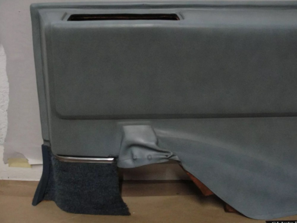 OEM 1971 1972 1973 1974 1975 1976 1977 1978 Cadillac Eldorado HardTop RIGHT PASSENGER SIDE REAR LOWER QUARTER DOOR PANEL TRIM - Image 4