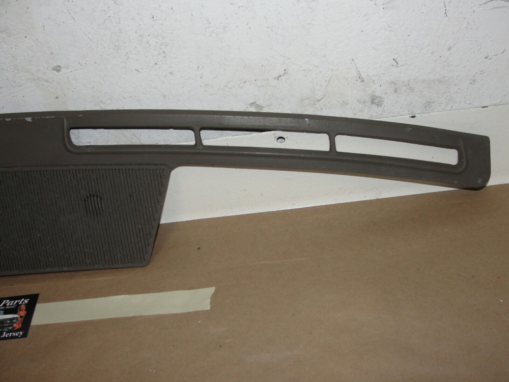 OEM 1965 Cadillac Deville Eldorado Fleetwood Calais DASH FRONT SPEAKER DEFROSTER GRILL TRIM COVER #1482909 - Image 4