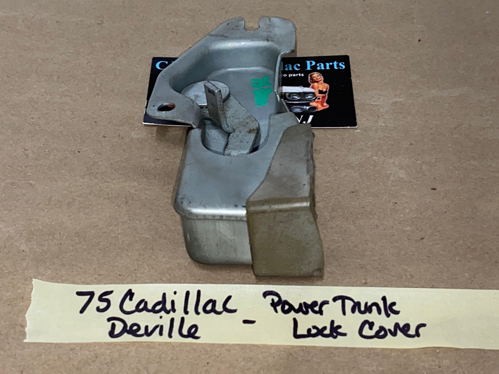 OEM 1974 1975 1976 Cadillac Deville Fleetwood Calais Commercial Chassis 1974 1975 1976 1977 1978 Eldorado POWER TRUNK LOCK RELEASE ACTUATOR LATCH COVER TRIM #9736645 - Image 4