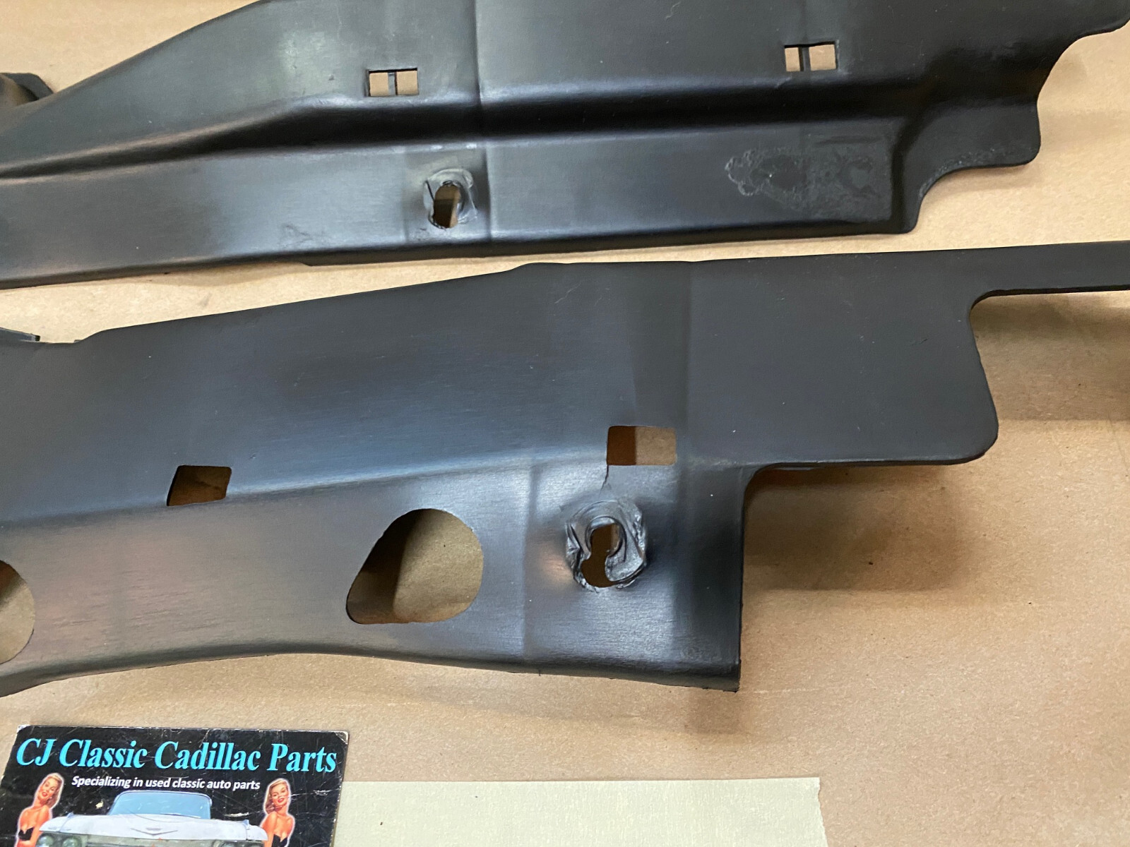 OEM 1977 1978 1979 Cadillac Deville LEFT & RIGHT UPPER RAD SUPPORT SPLASH GUARDS FILLERS PANELS #1614992/#1614993 - Image 5