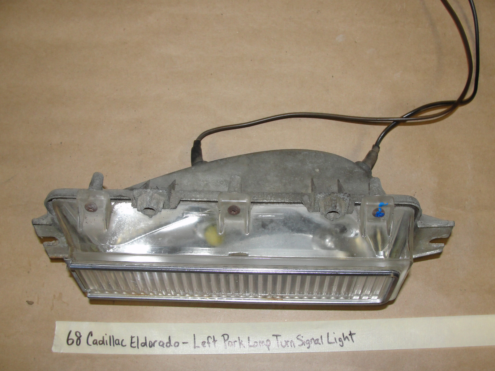 OEM 1968 1969 Cadillac Eldorado LEFT FRONT FENDER PARK LAMP CORNER TURN SIGNAL LIGHT #5960169 - Image 5