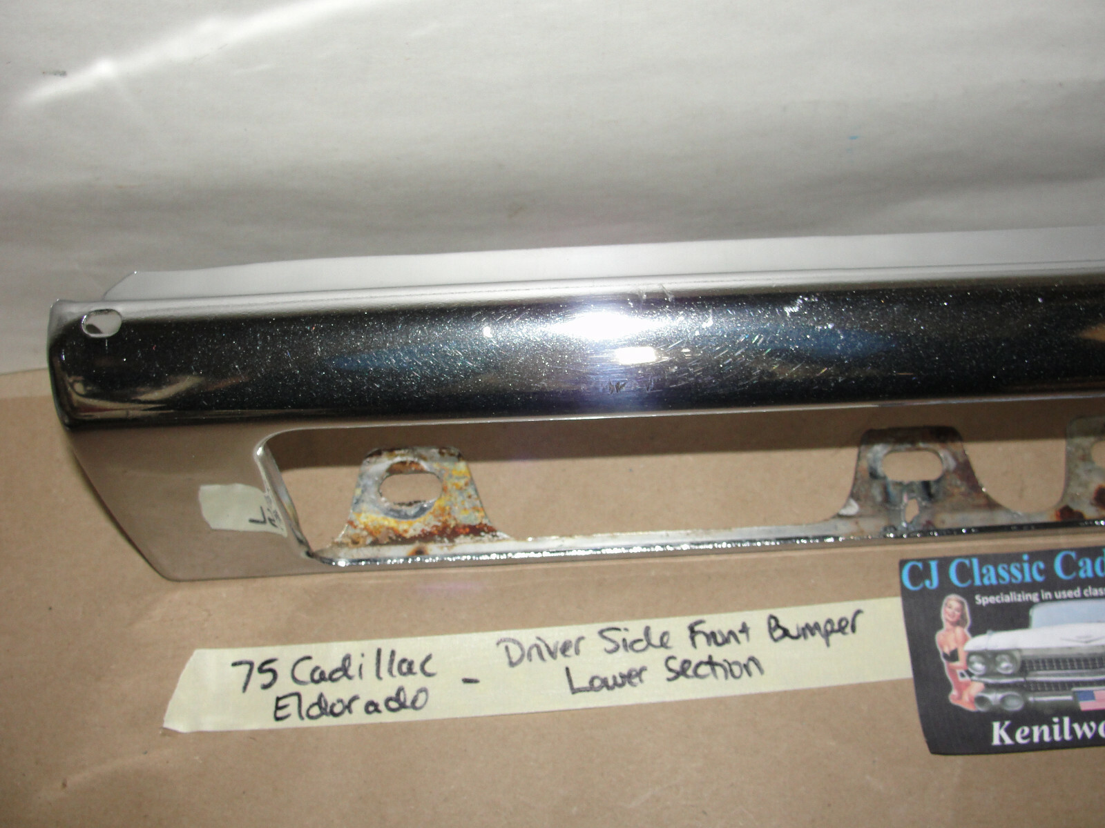 OEM 1975 1976 1977 1978 Cadillac Eldorado LEFT SIDE LOWER OUTER FRONT BUMPER TURN/PARK SURROUND #1605051 - Image 5