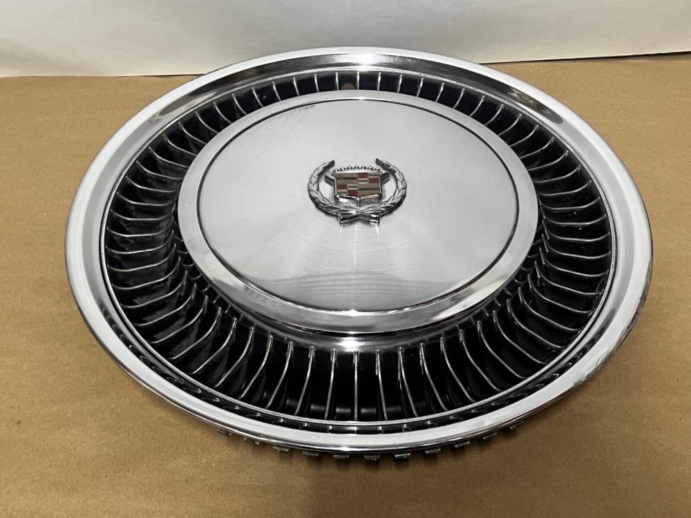 OEM 1974 1975 1976 Cadillac Deville Fleetwood 15" TURBINE HUBCAP WHEEL COVER W/CREST WREATH EMBLEM #001 - Image 5