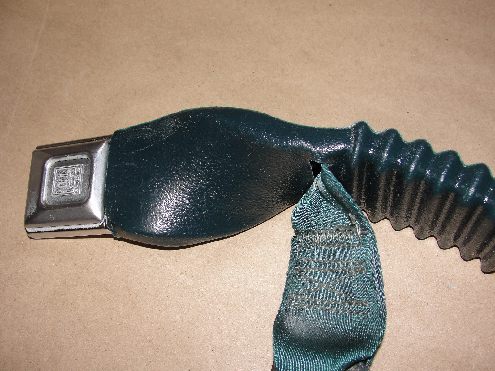 OEM 1971 1972 1973 1974 1975 1976 Cadillac Deville Calais Fleetwood 1971 1972 1973 1974 1975 1976 1977 1978 Eldorado RIGHT PASSENGER SIDE FRONT SEAT BELT DOUBLE BUCKLE RECEIVER - Image 5