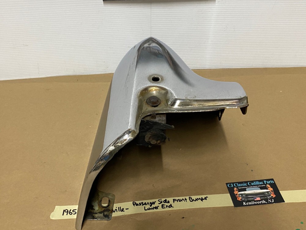 OEM 1965 Cadillac Deville Eldorado Fleetwood Calais RIGHT PASSENGER SIDE LOWER FRONT BUMPER END #1482256 - Image 6