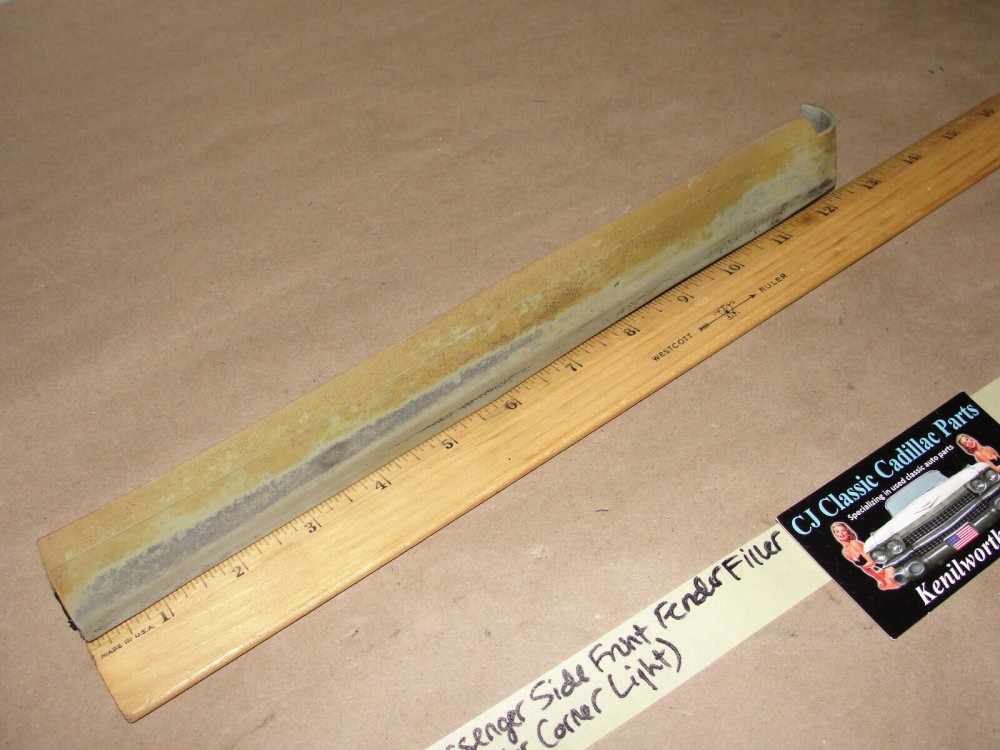 OEM 1971 Cadillac Deville Fleetwood Calais RIGHT PASSENGER SIDE FRONT FENDER FILLERS PANEL UNDER CORNER LIGHT #1497467 - Image 6