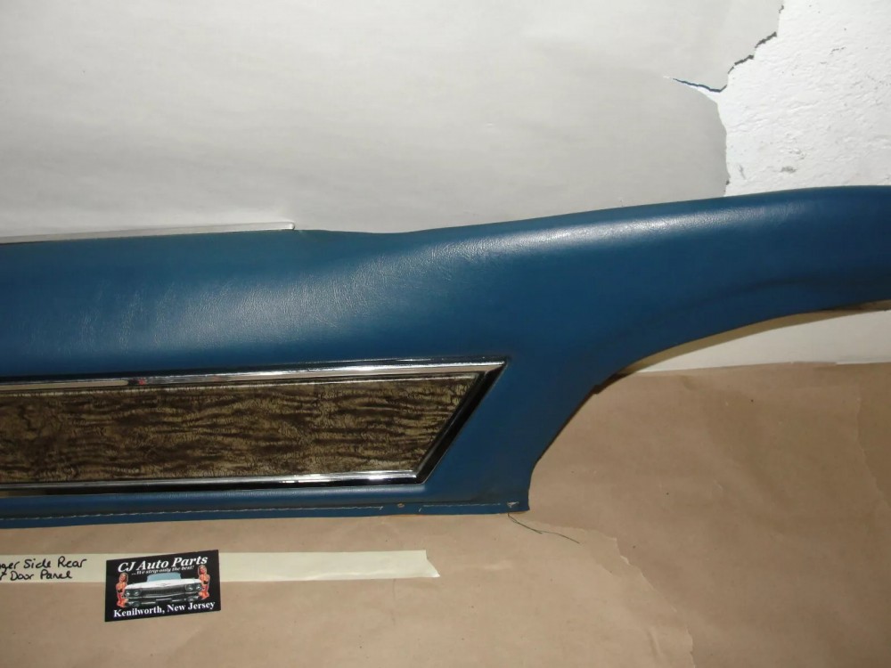 OEM 1971 1972 Cadillac Coupe Deville Calais Coupe RIGHT SIDE REAR UPPER QUARTER DOOR PANEL TRIM - Image 6