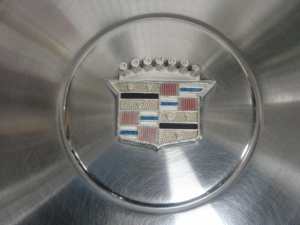 OEM 1971 1972 Cadillac Deville Fleetwood Calais 15" HUBCAP WHEEL COVER CREST EMBLEM #0002 - Image 6