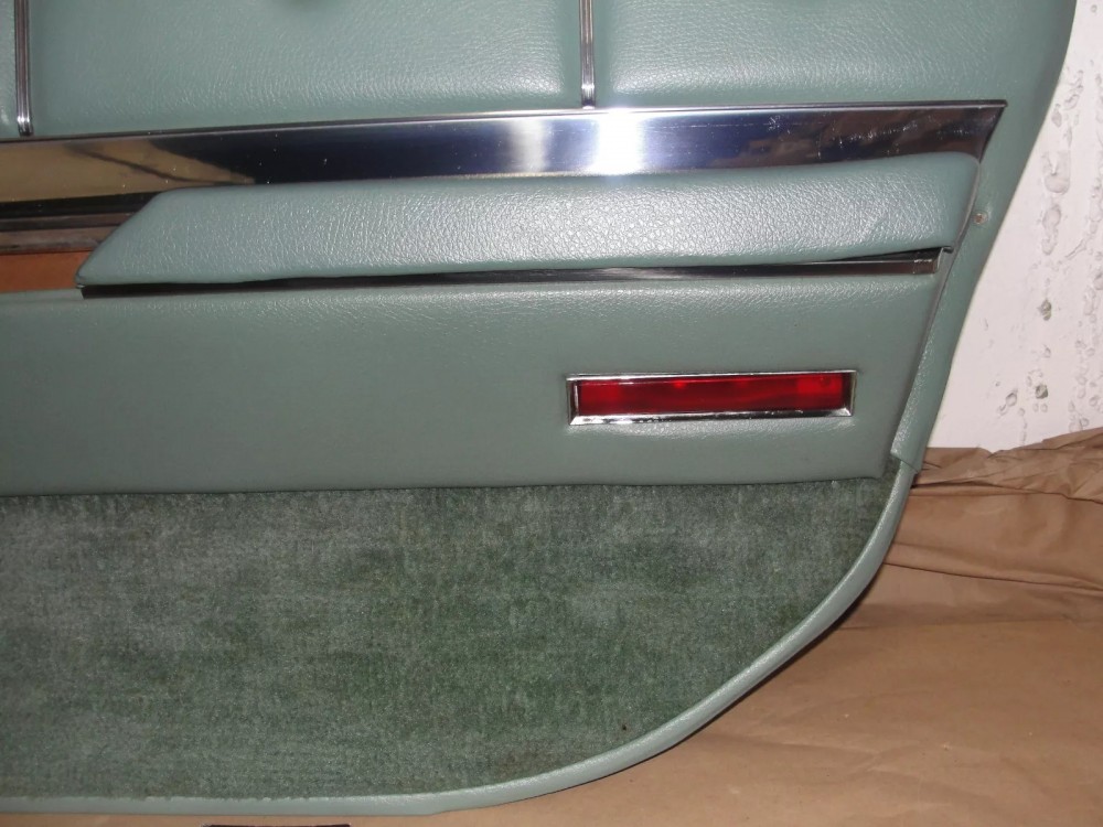 OEM 1967 Cadillac Sedan DeVille Calais Fleetwood 4 Door RIGHT PASSENGER SIDE REAR DOOR PANEL ARM REST TRIM - Image 6